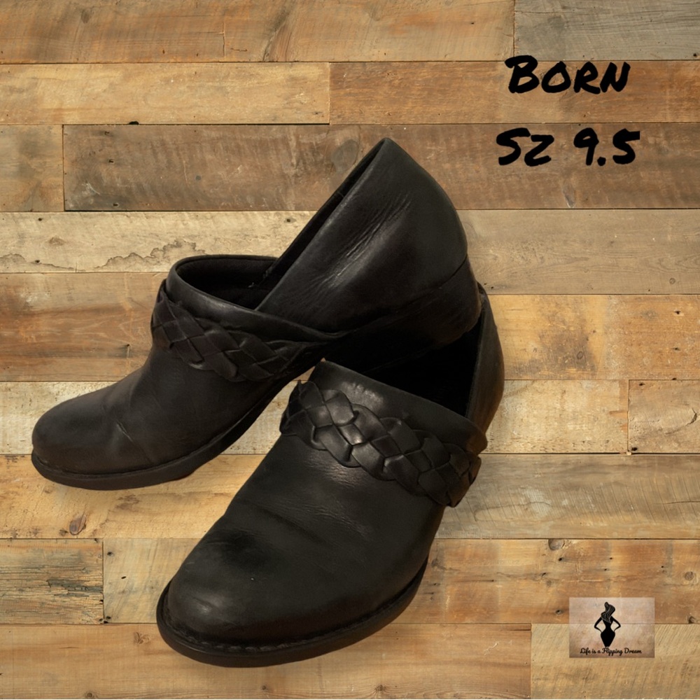 Born Black Leather Slip-On Womens Ankle Booties Sz 9.5